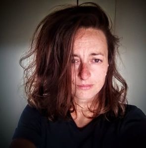 Meet your Posher, Adéla